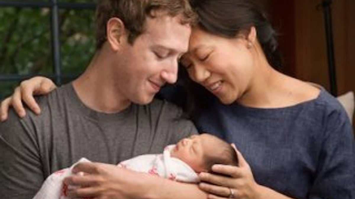  Zuckerberg ikinci kez baba oldu}